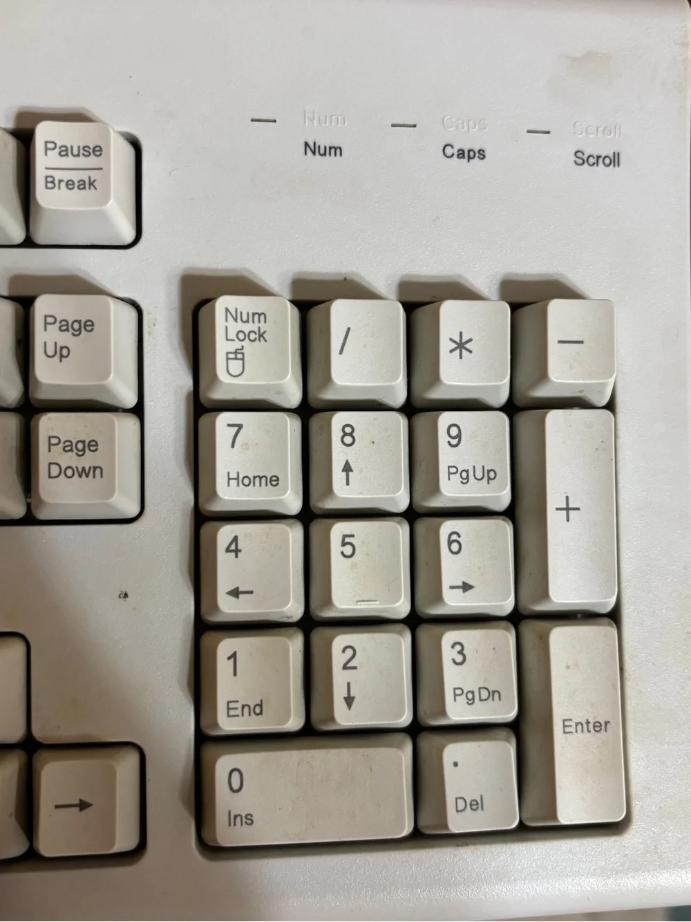 Vintage Beige PC Keyboard - White / Cream Wired USB/PS2 Compatible